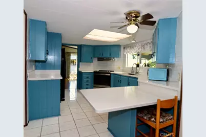 14041 Lake Side Dr. #130, La Mirada, CA 90638 - Photo 4