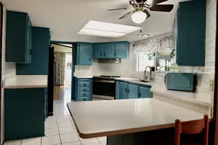 14041 Lakeside Dr, La Mirada, CA 90638 - Photo 8