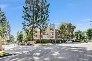 5500 Owensmouth Ave, Woodland Hills, CA 91367 - Photo 1