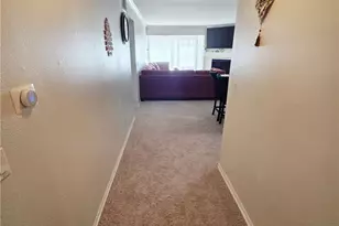 5500 Owensmouth Ave, Woodland Hills, CA 91367 - Photo 24