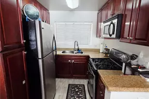 5500 Owensmouth Ave, Woodland Hills, CA 91367 - Photo 20