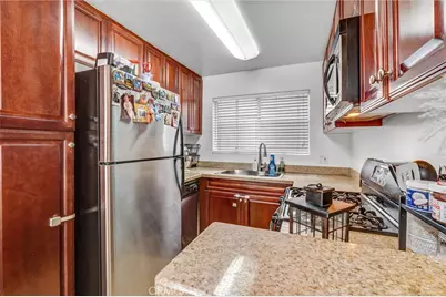 5500 Owensmouth Ave #122, Woodland Hills, CA 91367 - Photo 16