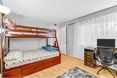 5500 Owensmouth Ave #122, Woodland Hills, CA 91367 - Photo 26