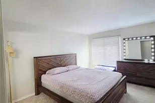 5500 Owensmouth Ave, Woodland Hills, CA 91367 - Photo 18