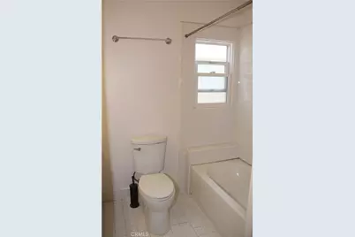 2624 E 6th, Long Beach, CA 90814 - Photo 18