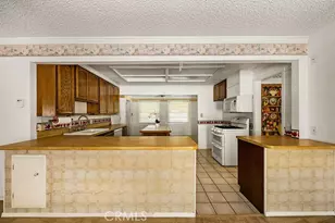 2713 W Huckleberry, Santa Ana, CA 92706 - Photo 2