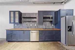 825 E 4th St, Los Angeles, CA 90013 - Photo 12