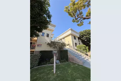 3425 E 15th Street #13D, Long Beach, CA 90804 - Photo 1