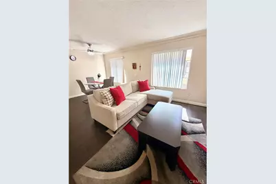 3425 E 15th Street #13D, Long Beach, CA 90804 - Photo 2