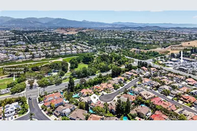 22841 Pocetas, Mission Viejo, CA 92692 - Photo 64