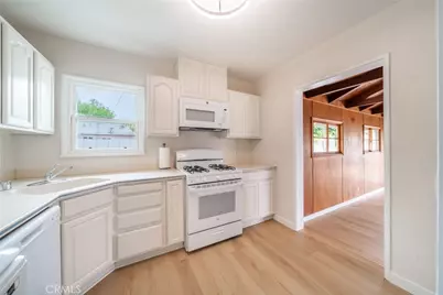 13612 Woodruff Avenue, Bellflower, CA 90706 - Photo 12