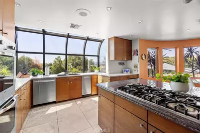 130 S Leola Way, Anaheim Hills, CA 92807 - Photo 26