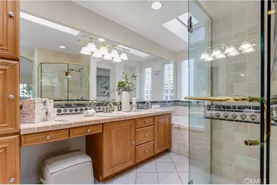 22271 Parkwood, Lake Forest, CA 92630 - Photo 16