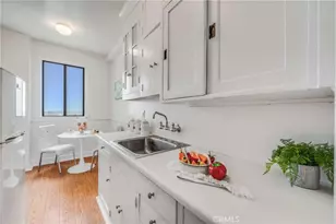 315 W 3rd, Long Beach, CA 90802 - Photo 20
