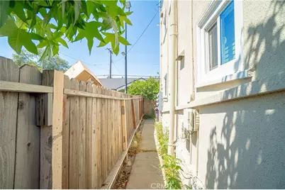 2415 E 7th, Long Beach, CA 90804 - Photo 6
