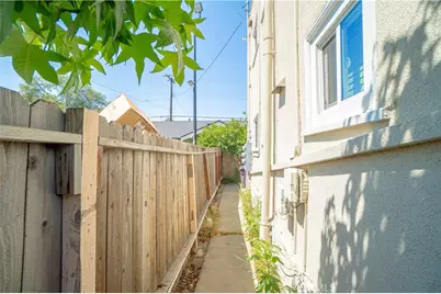 2415 E 7th, Long Beach, CA 90804 - Photo 6