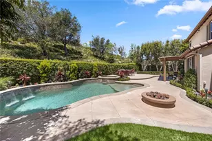 1049 S Summer Breeze, Anaheim Hills, CA 92808 - Photo 34