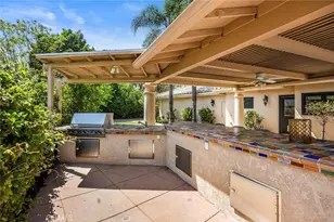 185 S Trish Ct, Anaheim Hills, CA 92808 - Photo 38