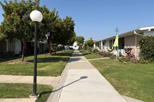 1551 Homewood Rd, Seal Beach, CA 90740 - Photo 20