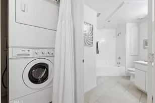 13075 Pacific Promenade Pl, Playa Vista, CA 90094 - Photo 26