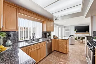 13066 Broken Bit, Corona, CA 92883 - Photo 20