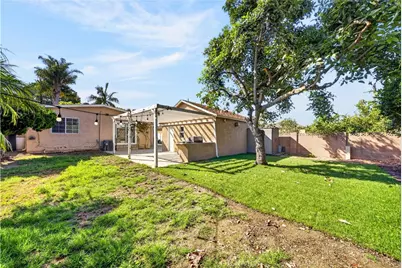 12301 Rives Avenue, Downey, CA 90242 - Photo 24