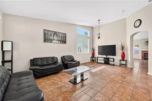 17305 Redmaple St, Fontana, CA 92337 - Photo 6