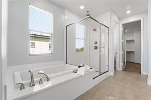 182 Scale, Irvine, CA 92618 - Photo 32