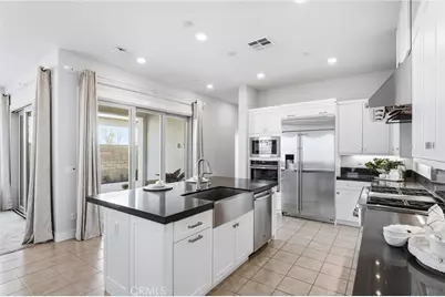 182 Scale, Irvine, CA 92618 - Photo 18