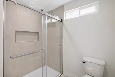 2422 W Pomona Street, Santa Ana, CA 92704 - Photo 26