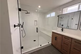 2223 Clyde Ave, Los Angeles, CA 90016 - Photo 6