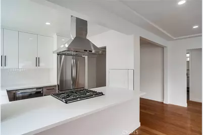 2223 Clyde Avenue, Los Angeles, CA 90016 - Photo 4