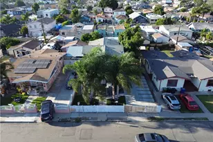 207 W 85th Pl, Los Angeles, CA 90003 - Photo 2