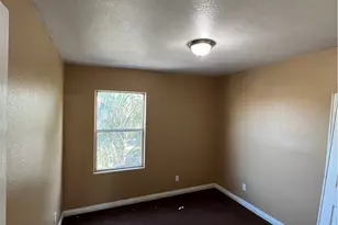 207 W 85th Pl, Los Angeles, CA 90003 - Photo 16