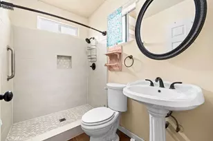 8229 Elmont, Pico Rivera, CA 90660 - Photo 32