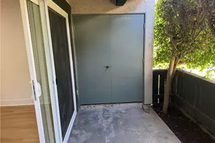 23300 Orange, Lake Forest, CA 92630 - Photo 4