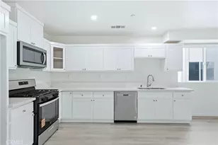 6919 S Menlo, Los Angeles, CA 90044 - Photo 8