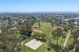26541 Valpariso, Mission Viejo, CA 92691 - Photo 74