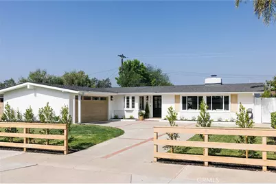 2323 Cornell, Costa Mesa, CA 92626 - Photo 2