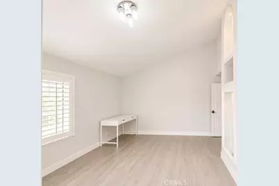 1896 W Surf, Anaheim, CA 92801 - Photo 22