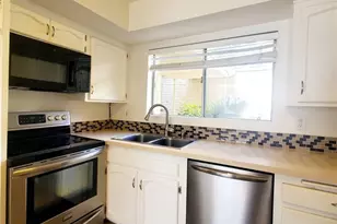 6812 Hyde Park, San Diego, CA 92119 - Photo 6