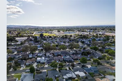 2719 Nipomo Avenue, Long Beach, CA 90815 - Photo 34