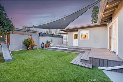 2719 Nipomo Avenue, Long Beach, CA 90815 - Photo 2