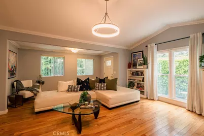 7122 De Longpre, Los Angeles, CA 90046 - Photo 1