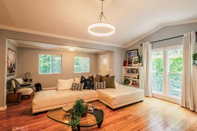 7122 De Longpre, Los Angeles, CA 90046 - Photo 4