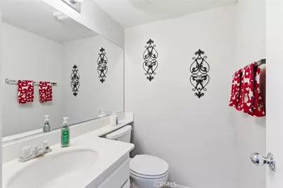 922 Naples, Corona, CA 92882 - Photo 10