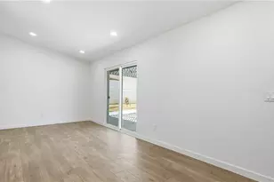 12192 Pluto, Victorville, CA 92392 - Photo 8