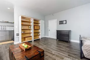 325 W 3rd St, Long Beach, CA 90802 - Photo 6