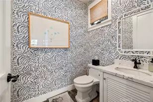 61 The Colonnade, Long Beach, CA 90803 - Photo 14
