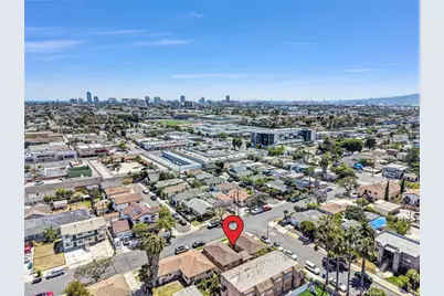 1065 E 19th, Long Beach, CA 90806 - Photo 32